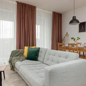 Modern Stalowa 2 Bedrooms & Parking By Renters Warszawa